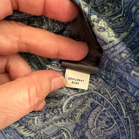 Liz Claiborne long sleeve paisley dark blue deep color pattern fun cuff pattern - Picture 11 of 13